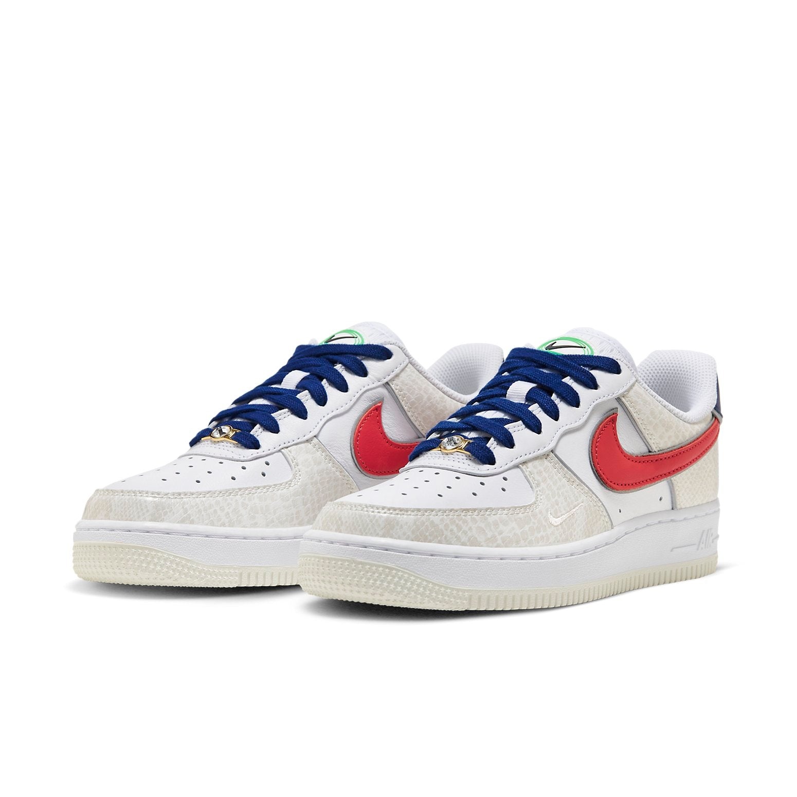 (WMNS) Nike Air Force 1 '07 LX 'Just Do It - White University Red Snakeskin' DV1493-161 - 3