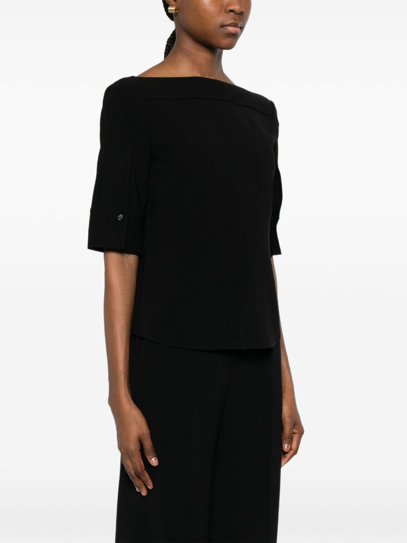 short-sleeve blouse 3