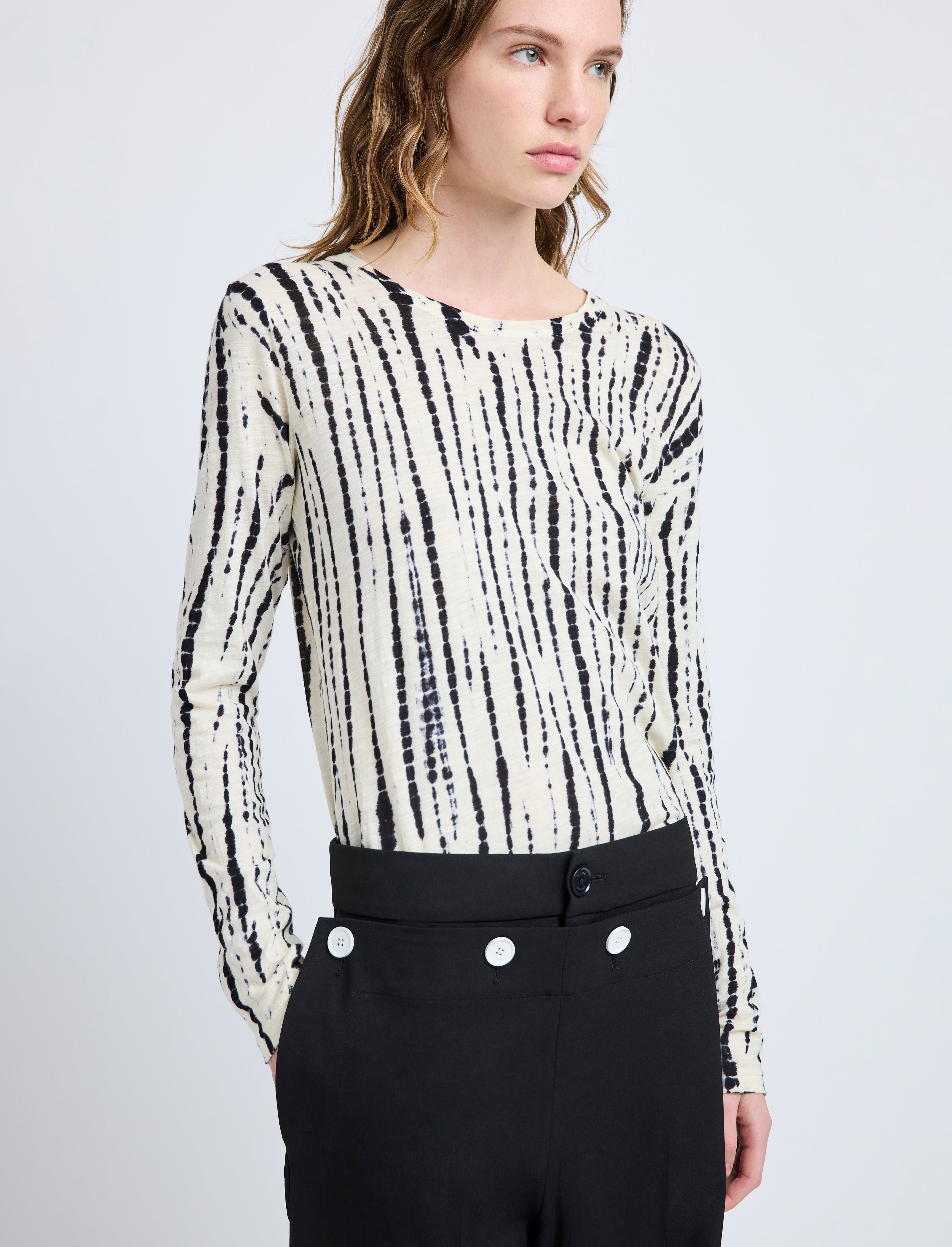 Mia T-Shirt in Tie Dye Tissue Jersey - 6