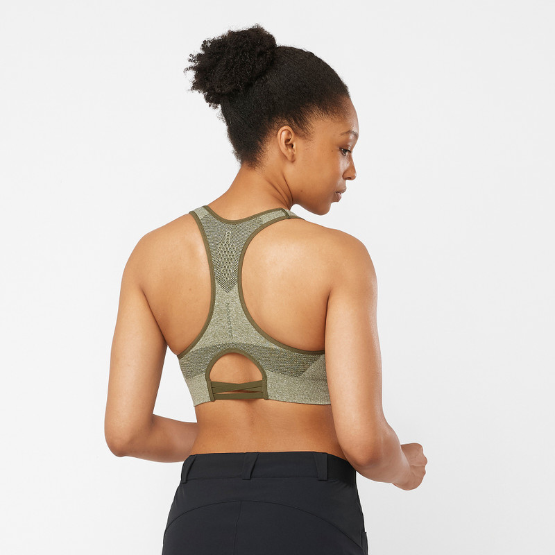 SALOMON ESSENTIAL MOVE ON BRA  SEAMLESS outlook