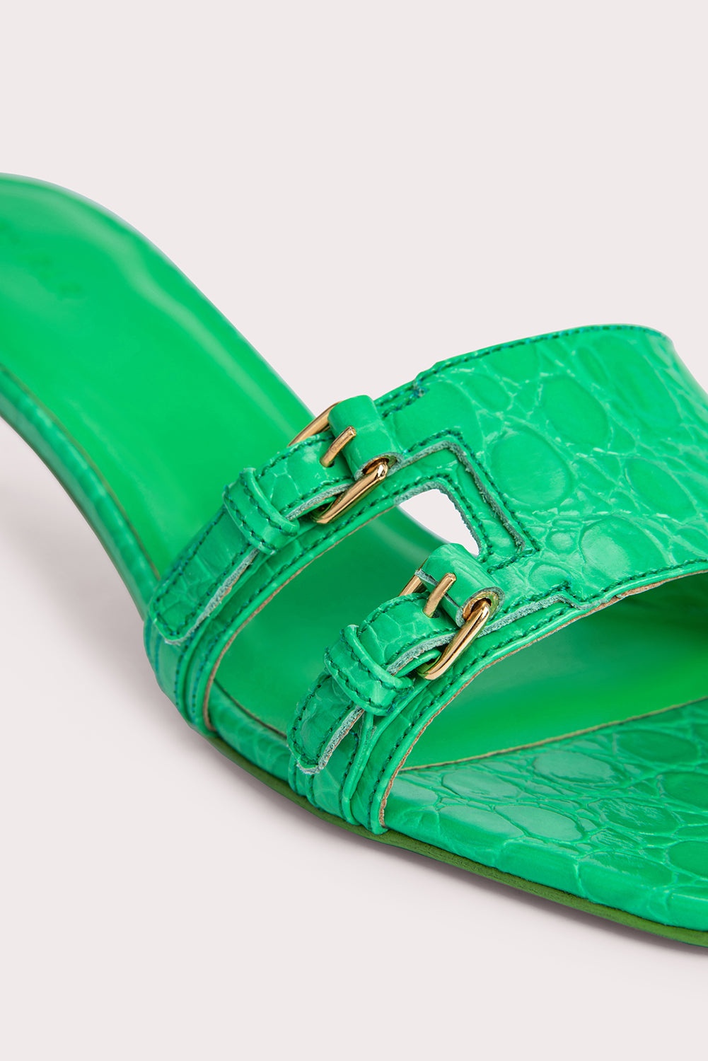 Roni Super Green Circular Croco Embossed Leather - 4