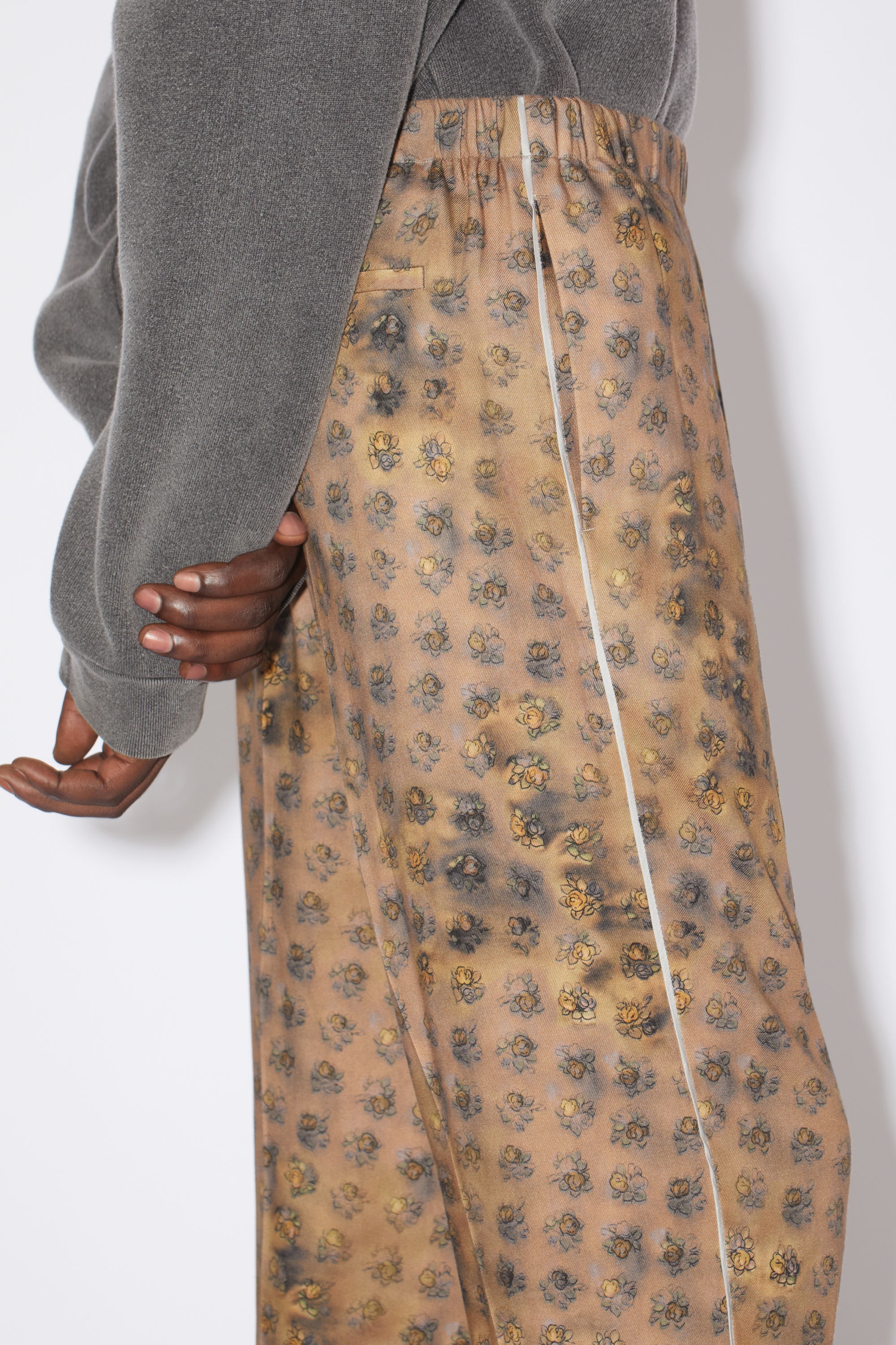 Printed trousers - Sand beige/yellow - 5