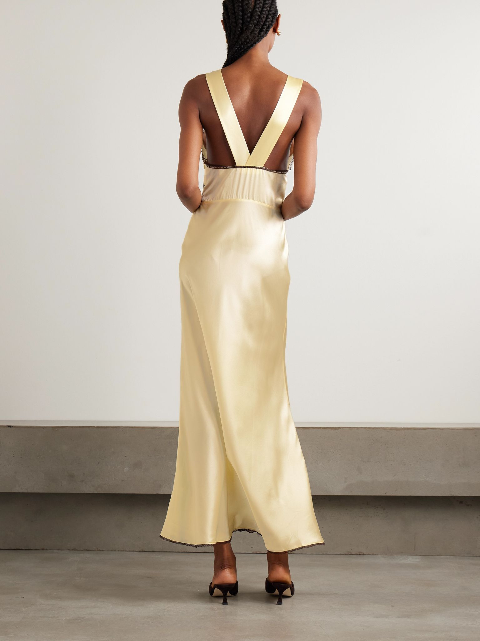 Willa lace-trimmed cutout silk maxi dress Pastel yellow - 3