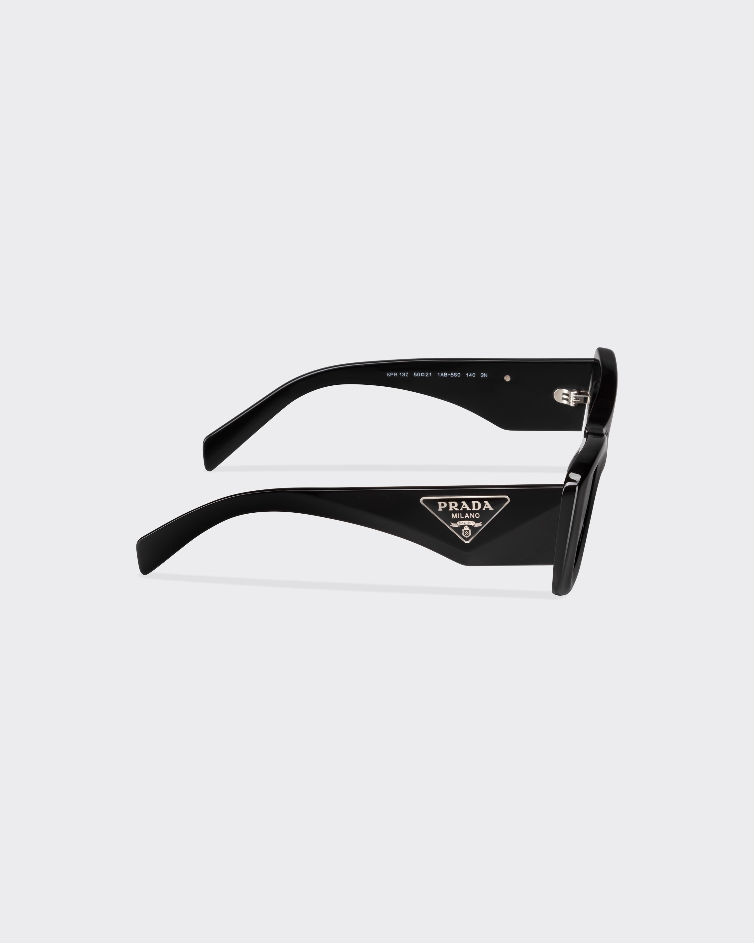 Sunglasses with triangle logo - 4