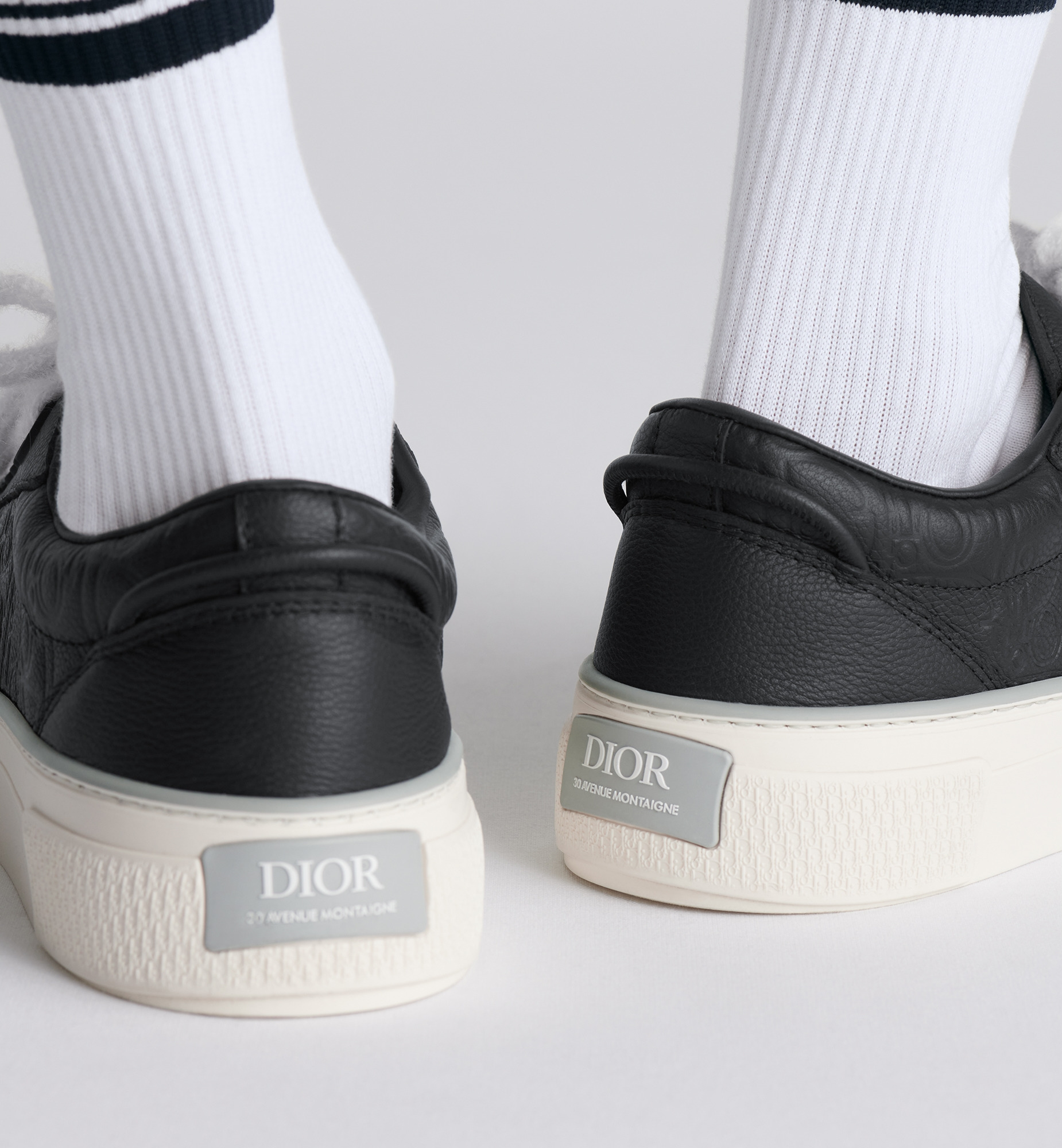B33 Spin Sneaker - 3