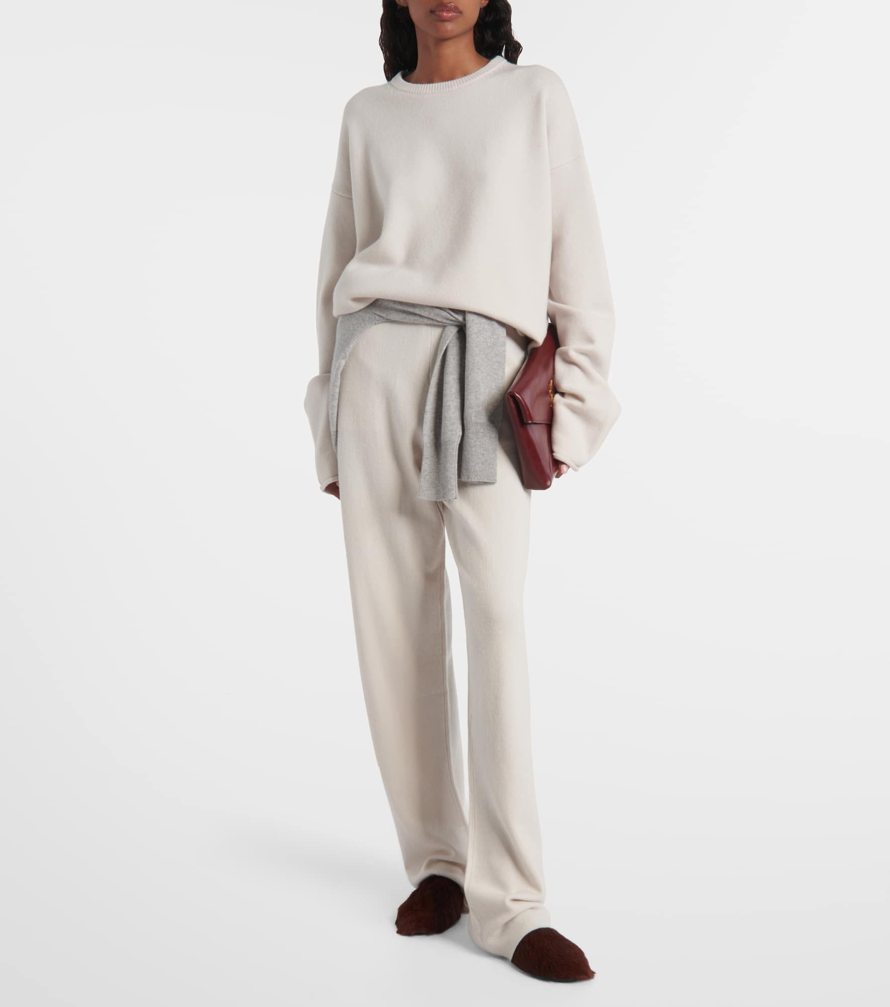 Comfy cashmere-blend sweater - 2