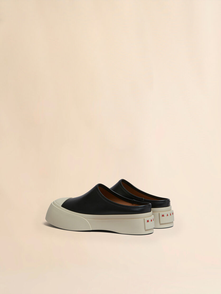 BLACK LEATHER PABLO SABOT - 3