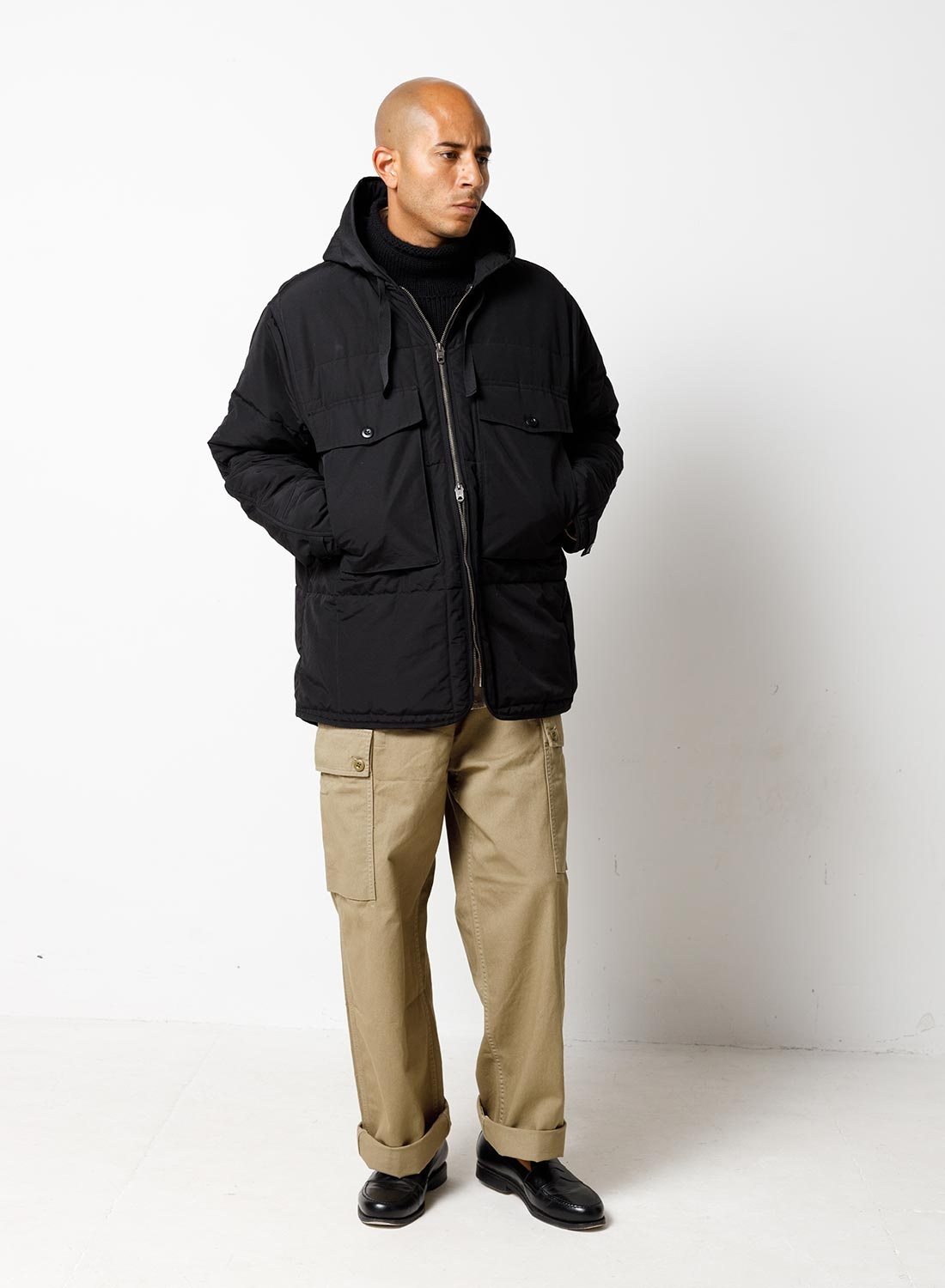 Midfield Liner in Black - 3