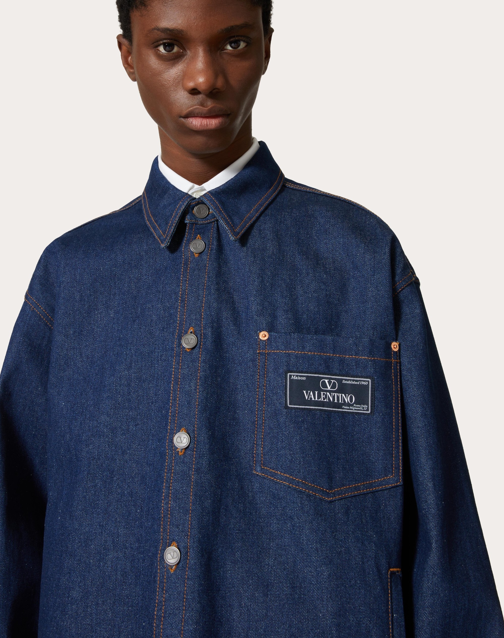 DENIM SHIRT WITH MAISON VALENTINO TAILORING LABEL - 5