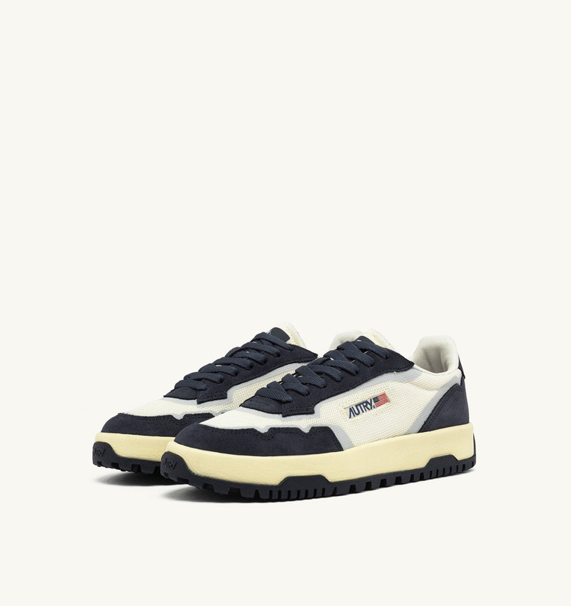 AUTRY WILDPACE LOW SNEAKERS IN MESH AND SUEDE COLOR MARSHMALLOW AND BLUE NIGHT outlook