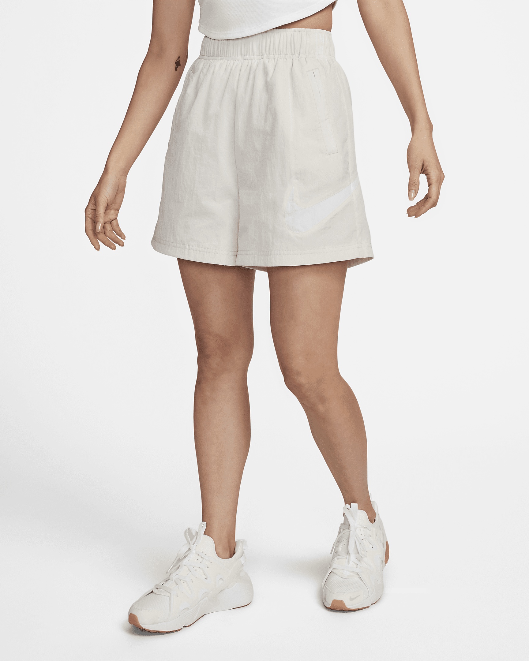 Women's Nike Sportswear Essential High-Rise Woven Shorts - 1