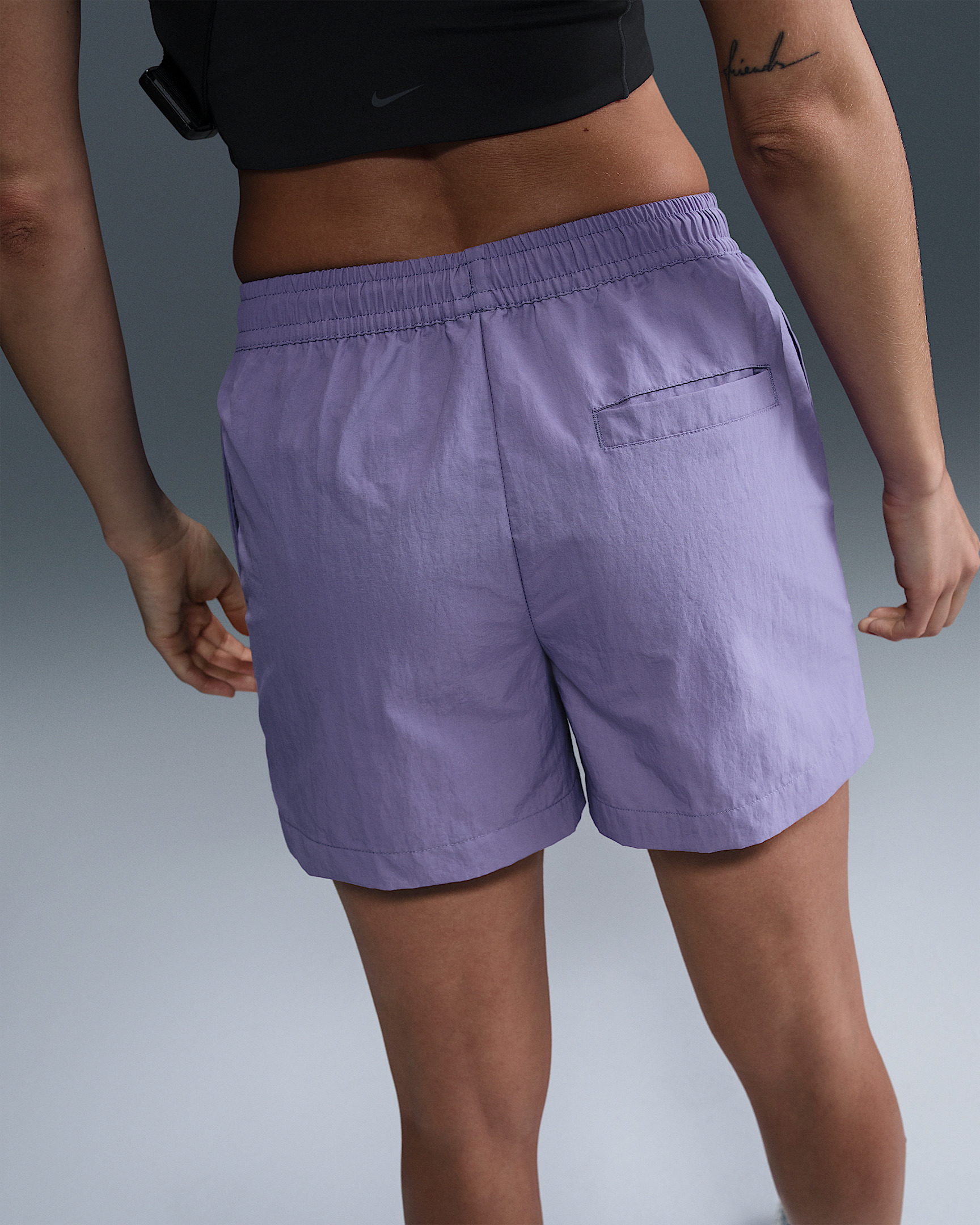 Nike Sportswear Everything Wovens Women's Mid-Rise 5" Shorts - 3