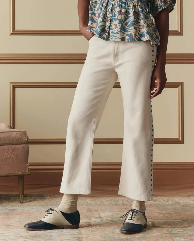 THE GREAT. THE STUDDED WAYNE JEAN outlook