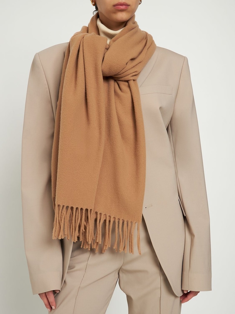 Classic wool scarf - 2