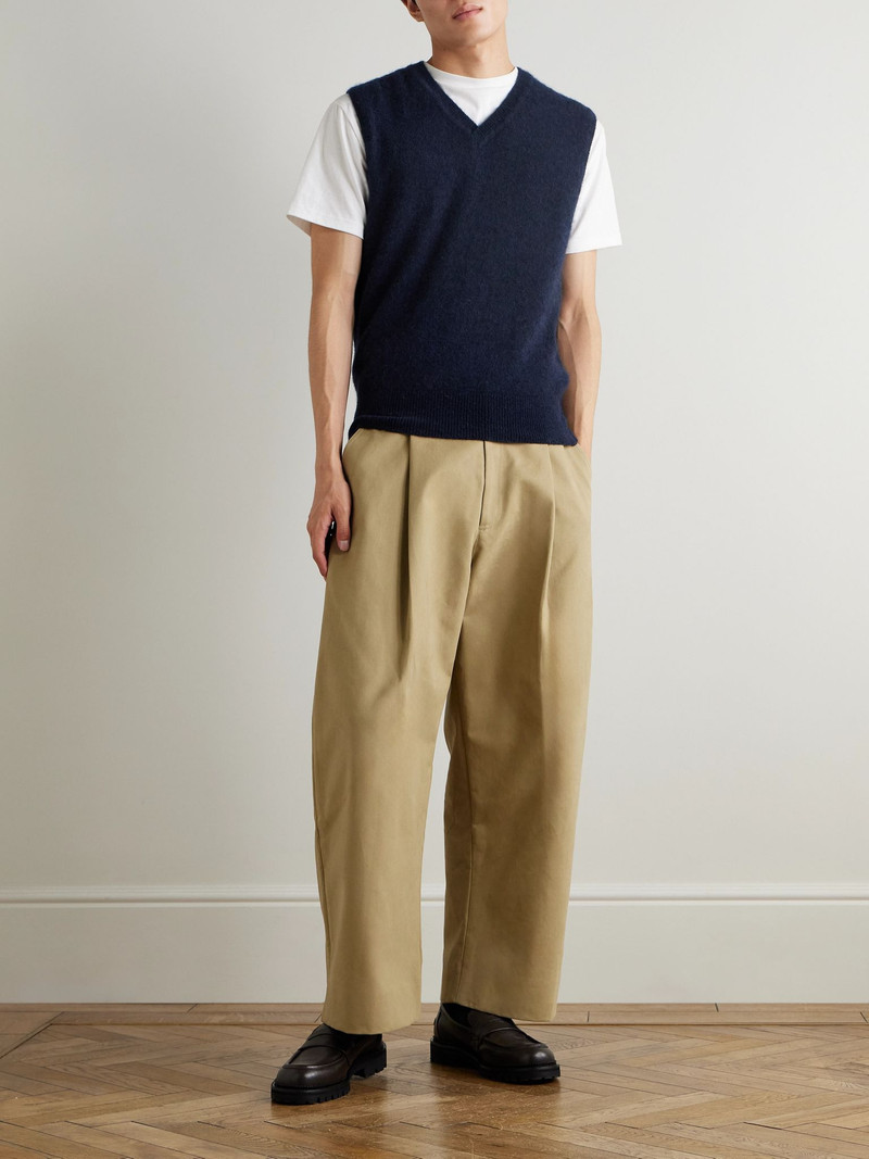 Oliver Spencer Graves Knitted Sweater Vest Navy outlook
