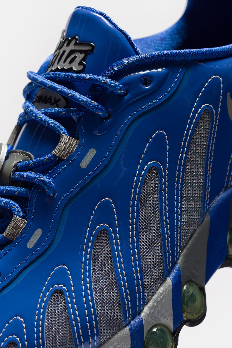 Patta Air Max DN8 SP Sneaker in Game Royal/Light Charcoal - 6