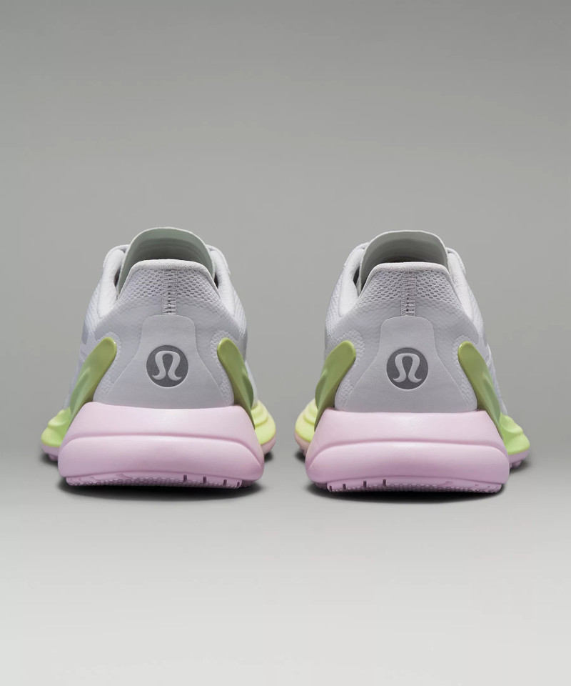 blissfeel 2 Women's Running Shoe 6