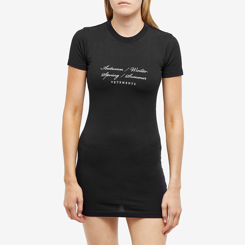 VETEMENTS VETEMENTS 4 Seasons Logo Fitted T-Shirt Dress outlook