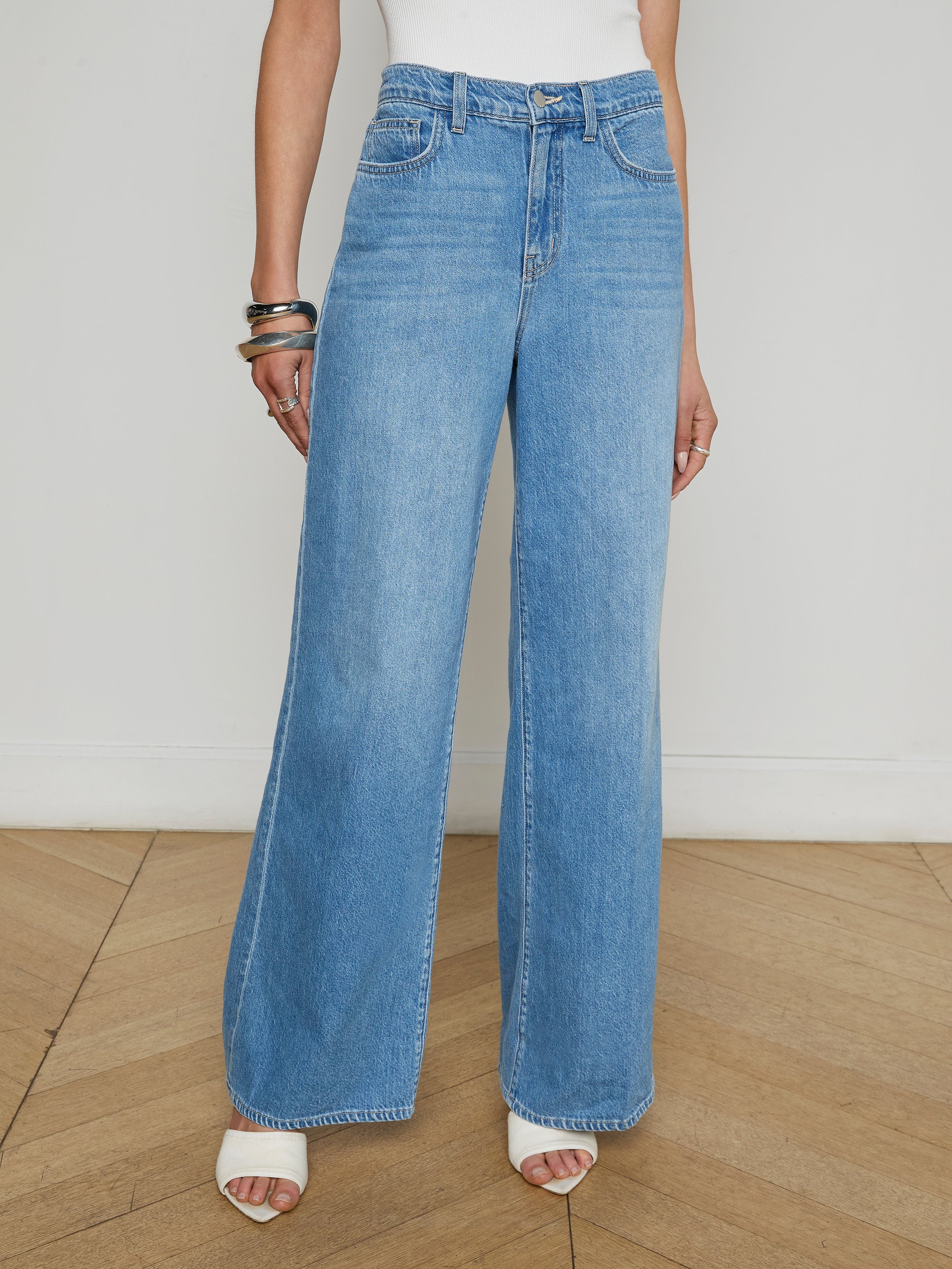 Alicent Wide-Leg Jean - 3
