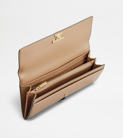 Tod's T TIMELESS WALLET IN LEATHER - BEIGE outlook