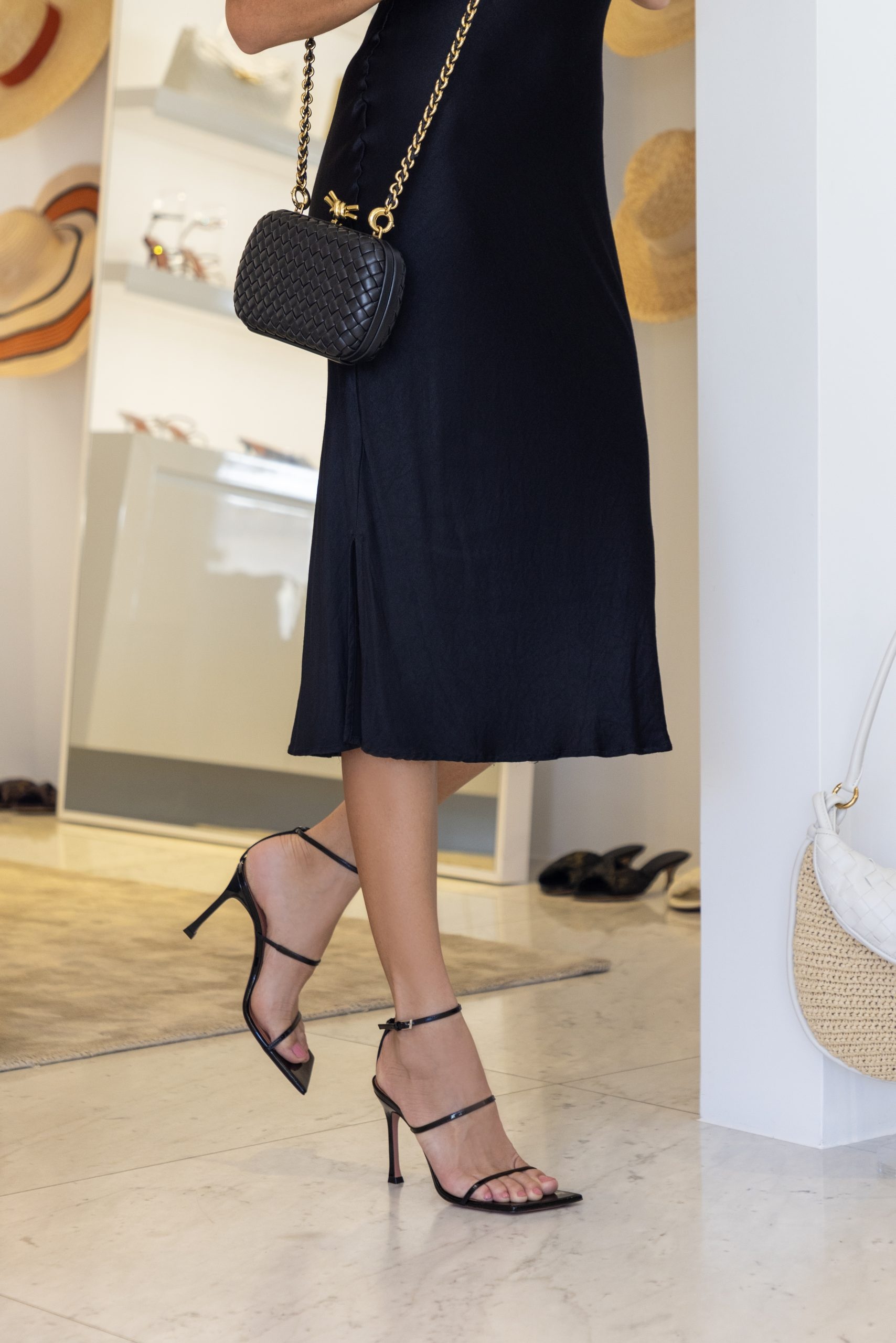 Bottega Veneta – Knot With Chain Black - 8
