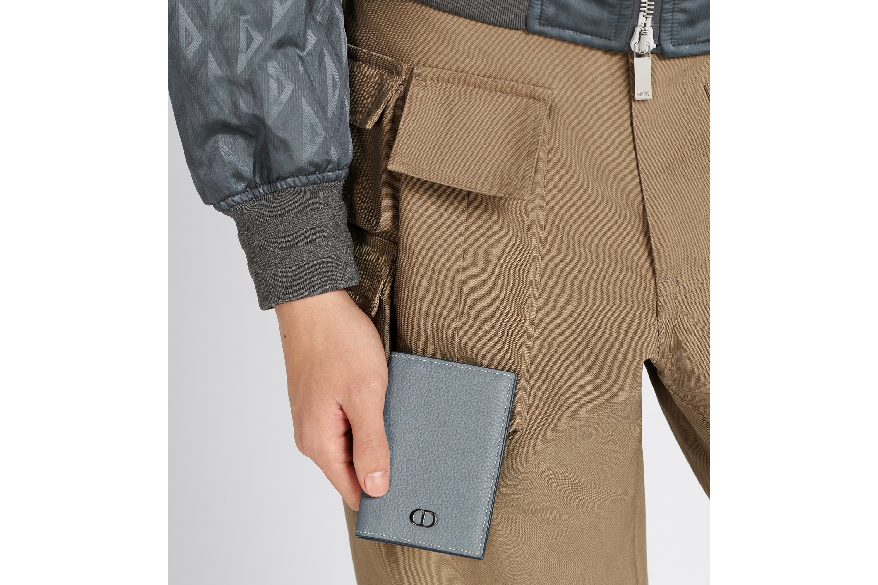 Bi-Fold Card Holder - 5