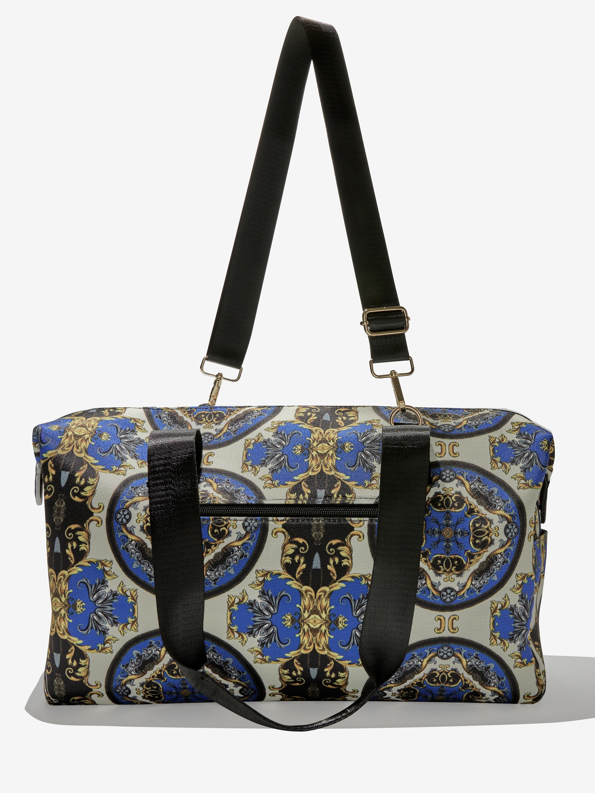 A+O X FABFITFUN DUFFLE BAG - 1