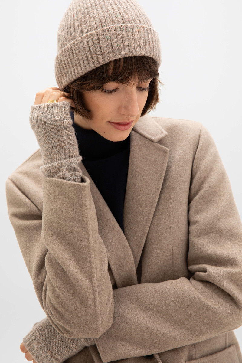 Johnstons of Elgin Ribbed Natural Cashmere Beanie outlook
