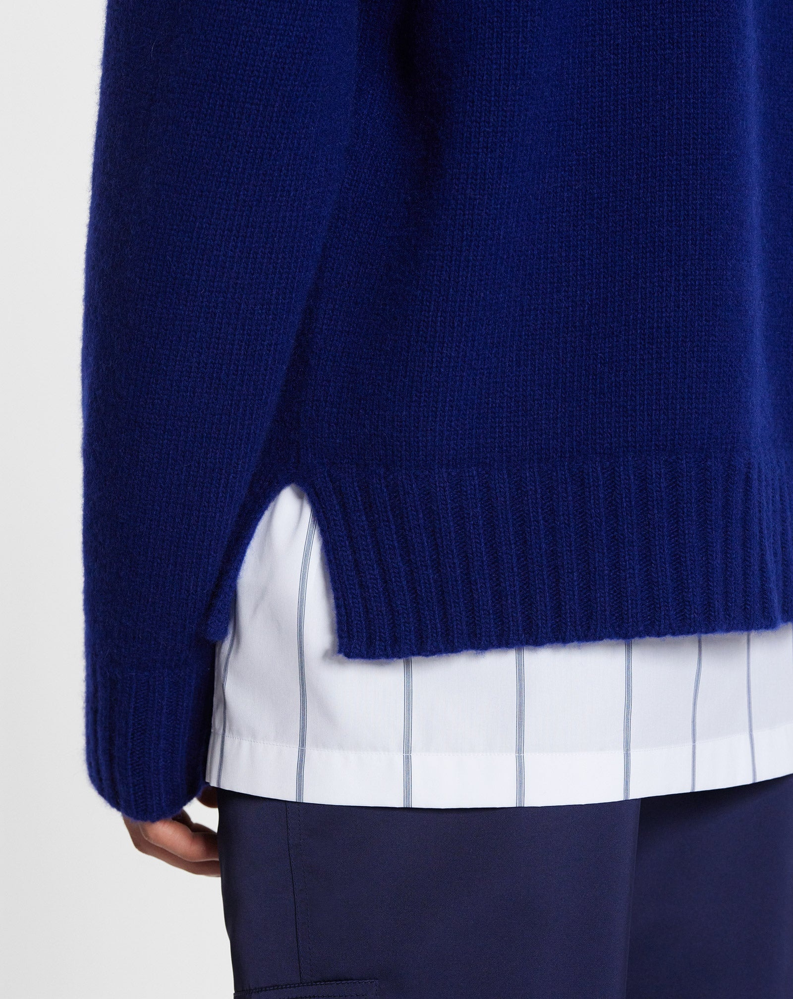 CASHMERE SWEATER WITH ROUND NECK - 5