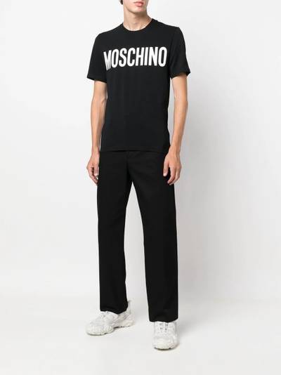 Moschino logo-print short-sleeve T-shirt outlook