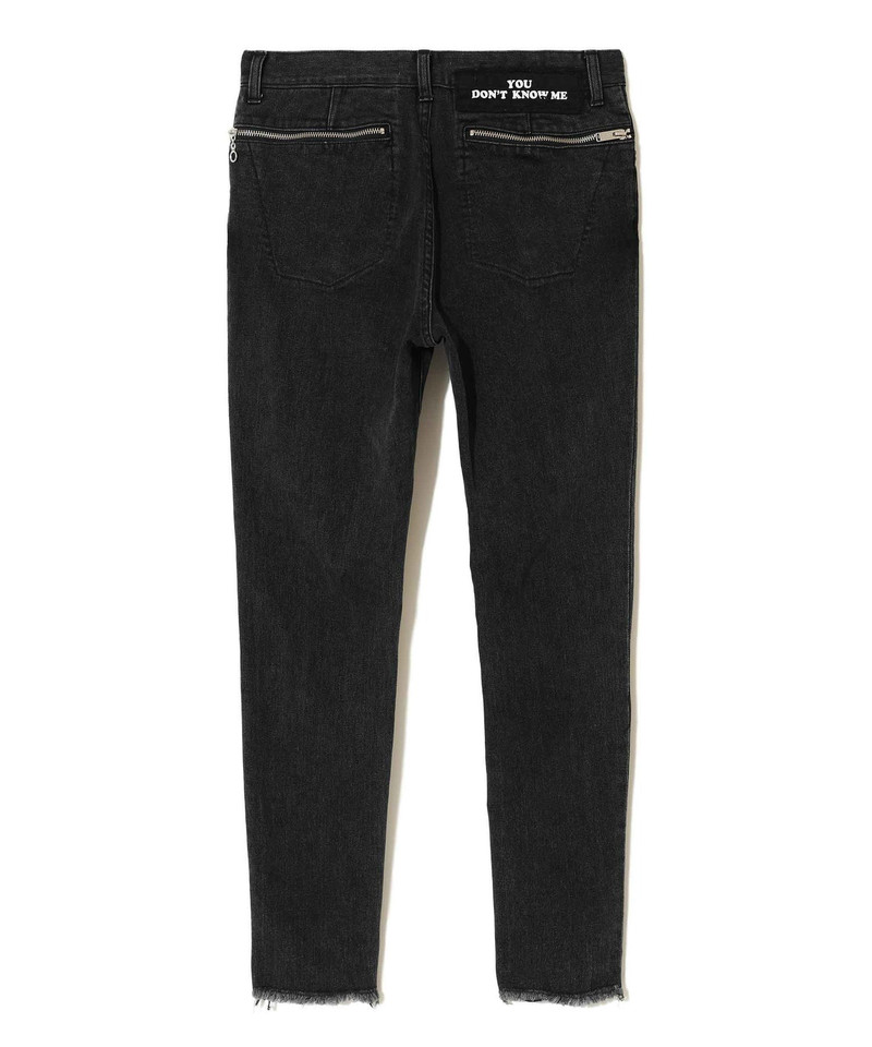 UNDERCOVER UP2E4506 outlook