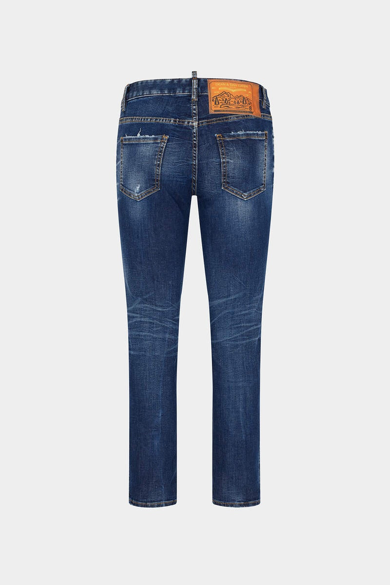 DSQUARED2 DARK EVERYDAY WASH MEDIUM WAIST JENNIFER JEANS outlook