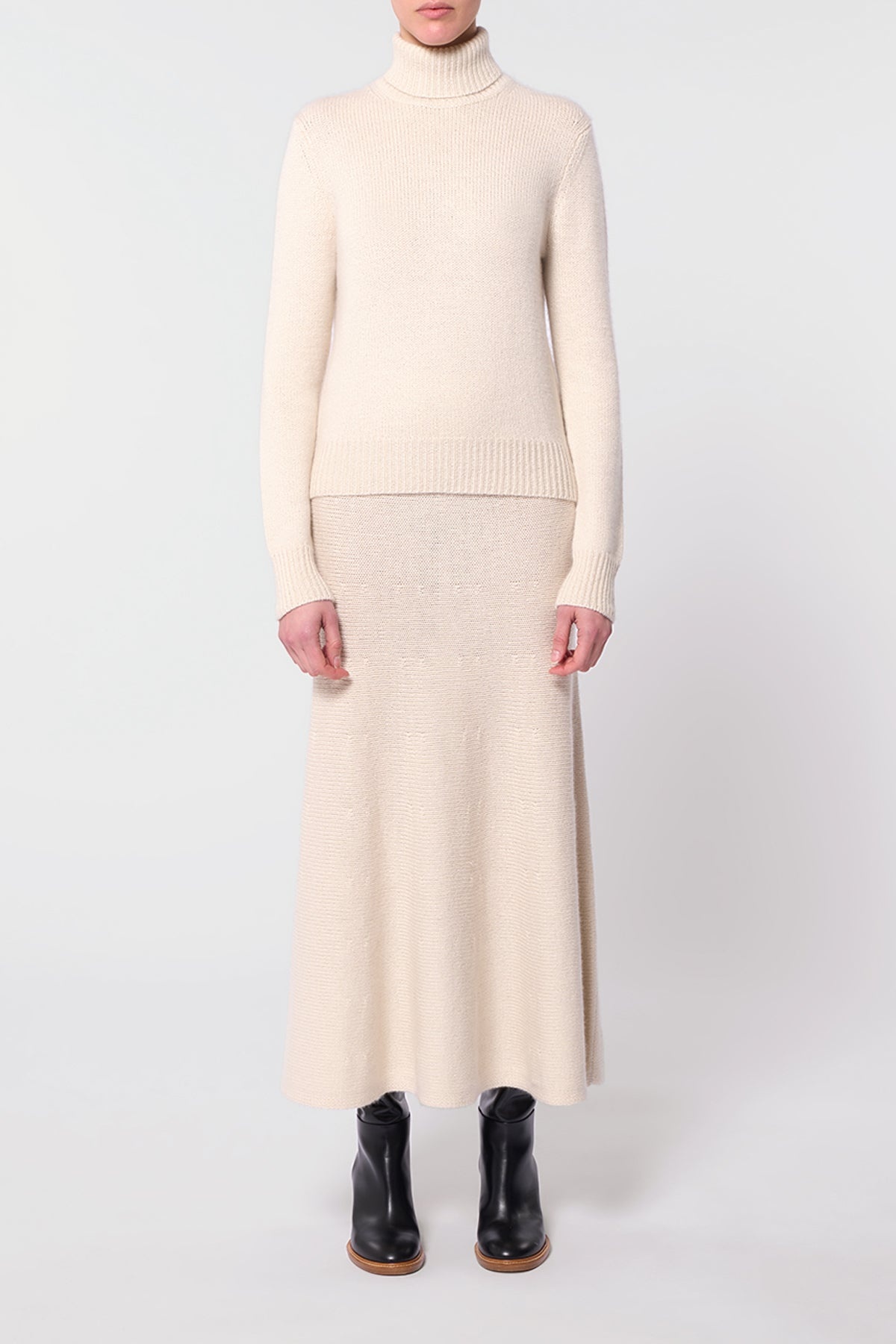 Madden Knit Turtleneck Sweater in Ivory Cashmere - 2