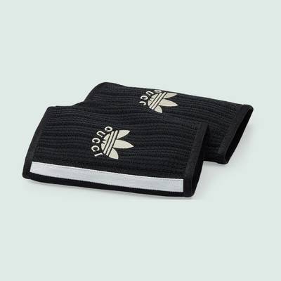 GUCCI adidas x Gucci knit gloves outlook