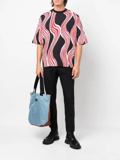 Moncler abstract-print short-sleeve T-shirt outlook