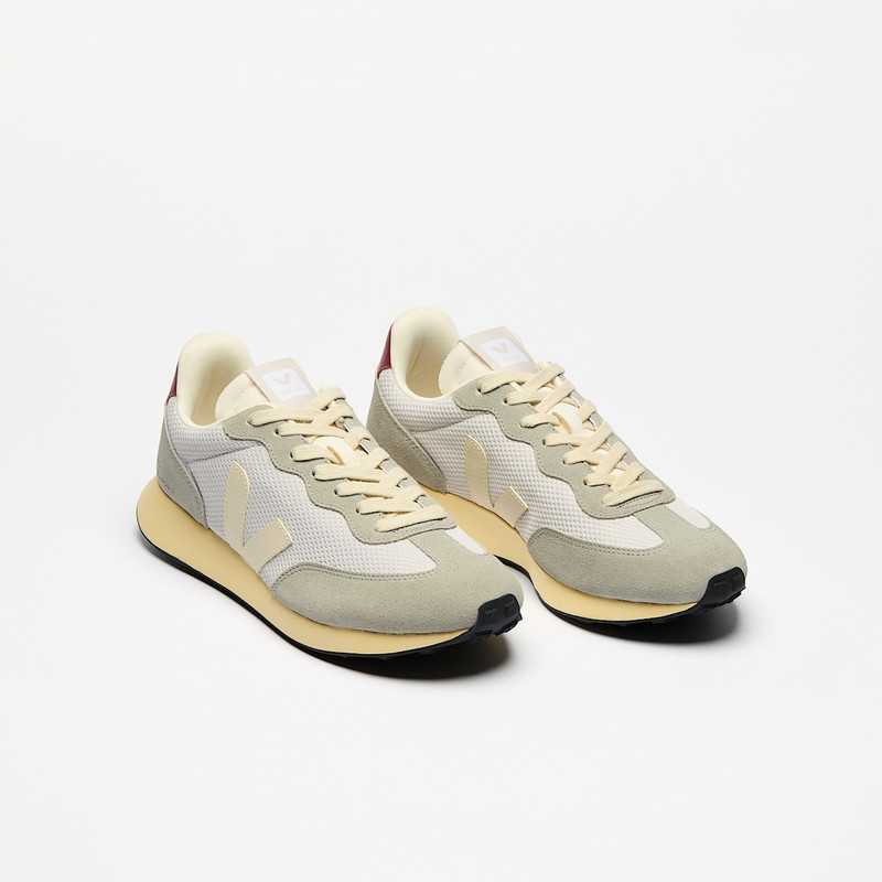 VEJA RIO BRANCO II ALVEOMESH LIGHT GREY PIERRE MARSALA outlook