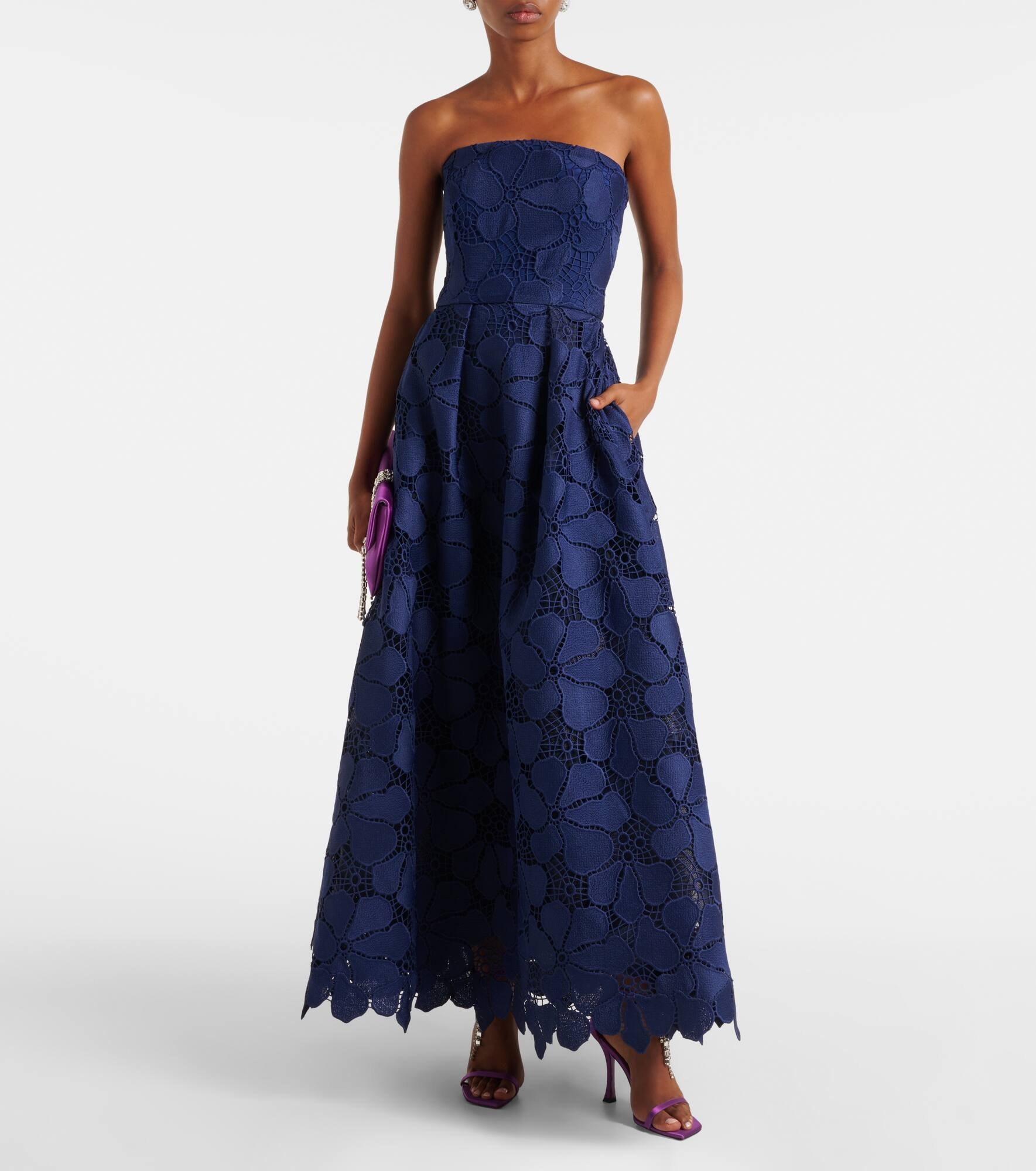 Lace bustier gown - 7