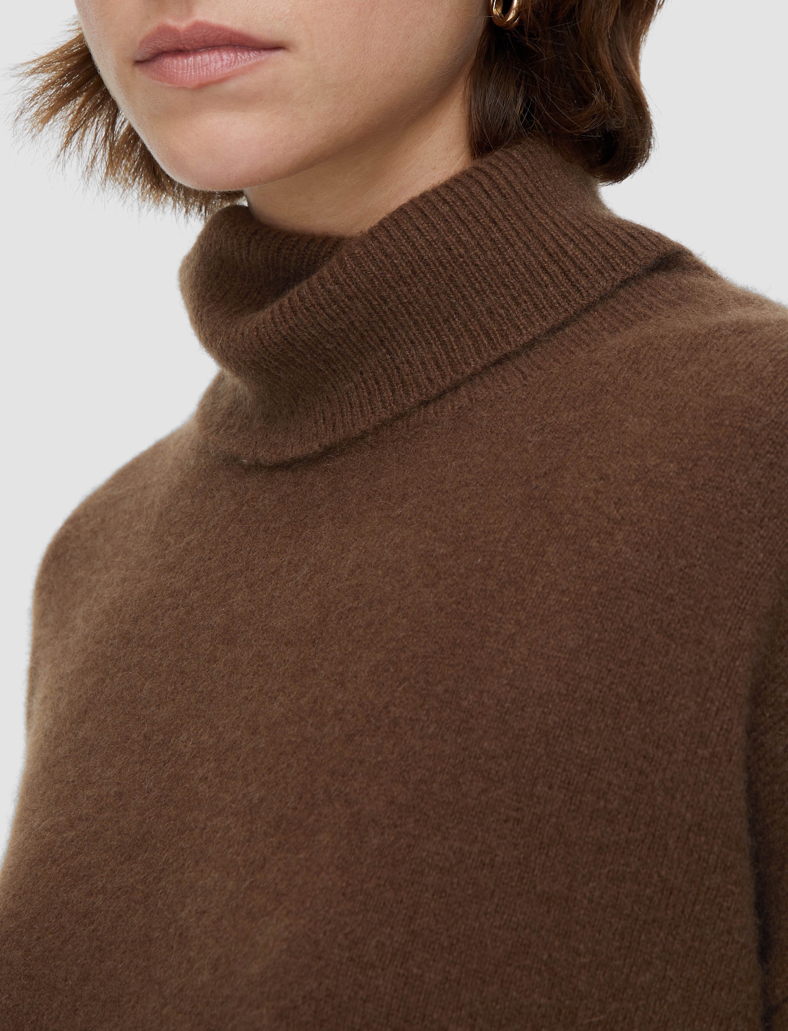 Brushed Cashmere High Neck Jumper - 6