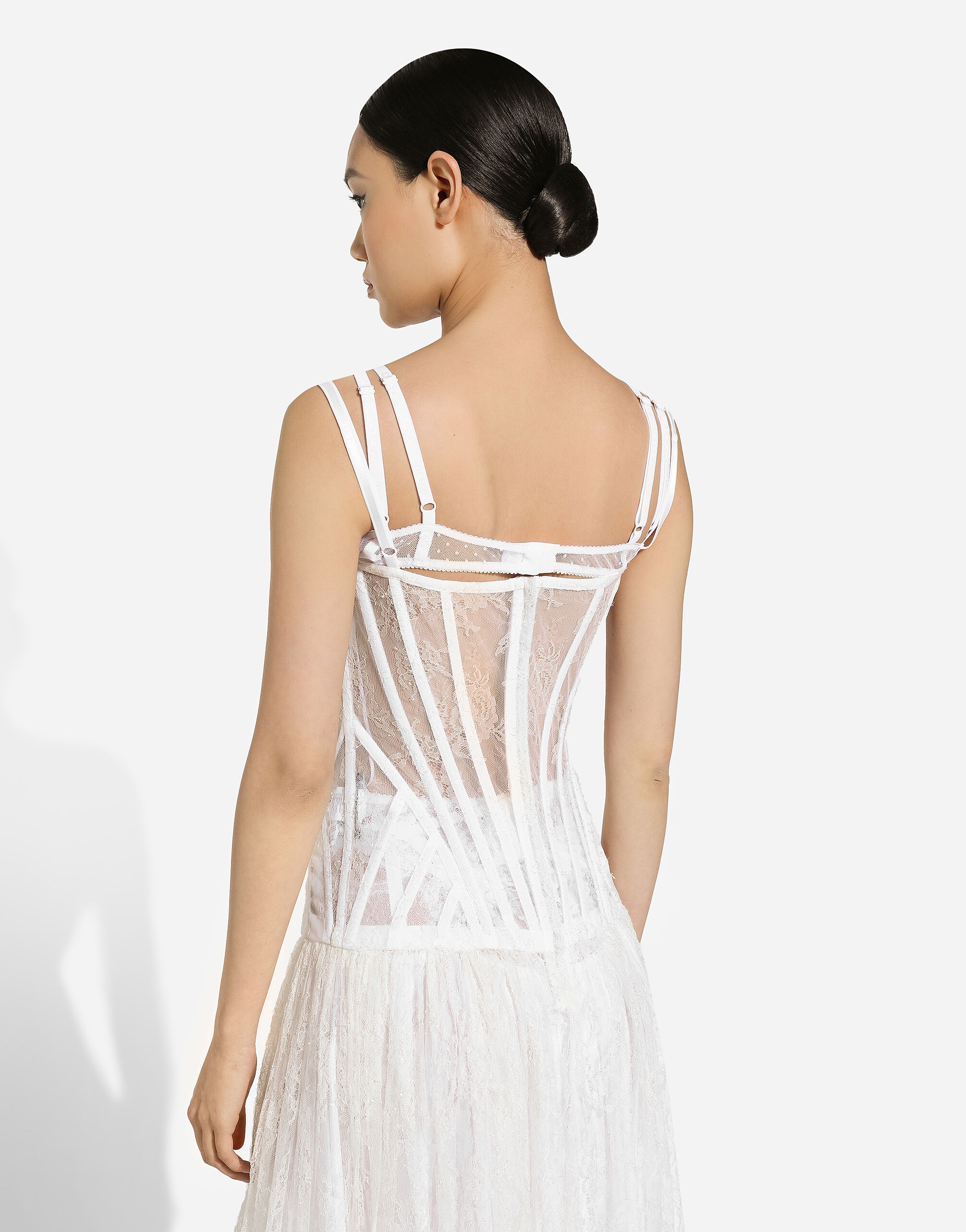 Long lace dress with corset detailing - 7