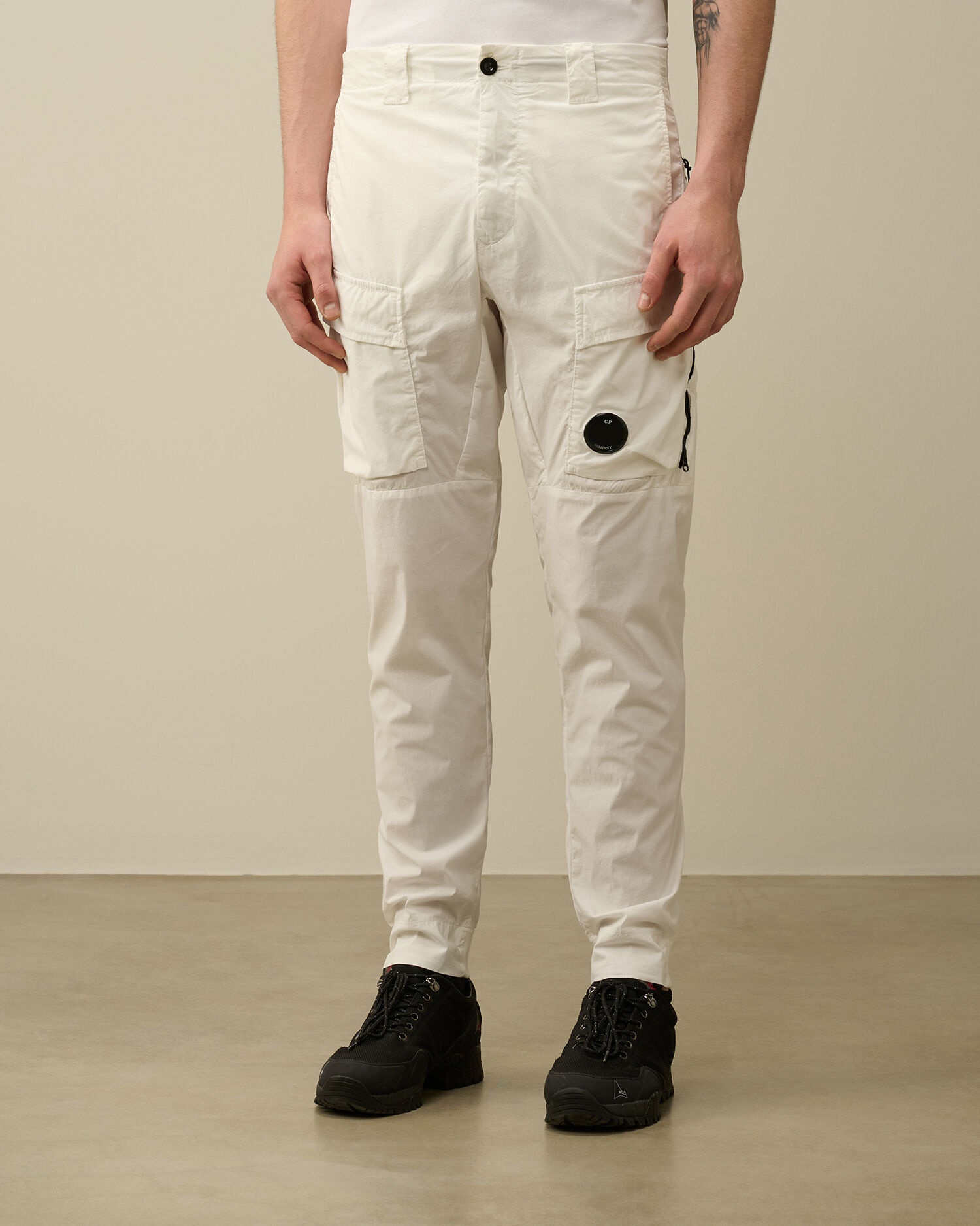 C.P. Company 50 Fili Stretch Ergonomic Cargo Pants | REVERSIBLE