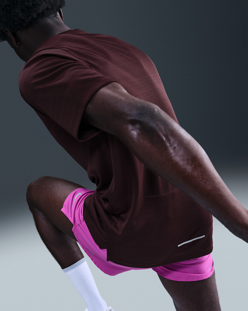 Nike Nike Dri-FIT Miler Men's Short-Sleeve Running Top outlook