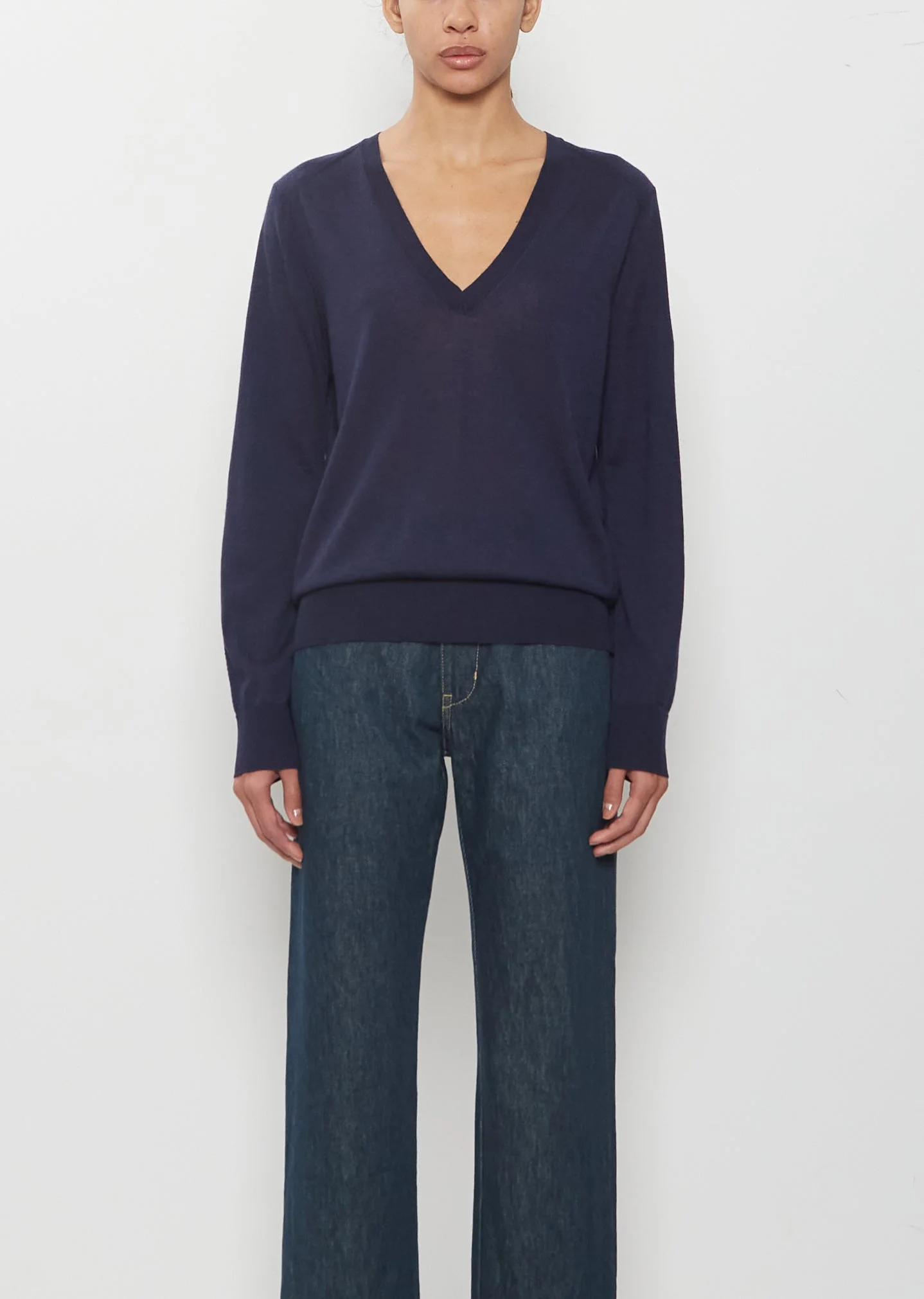 Julio Fine Cashmere V-Neck Sweater - 1