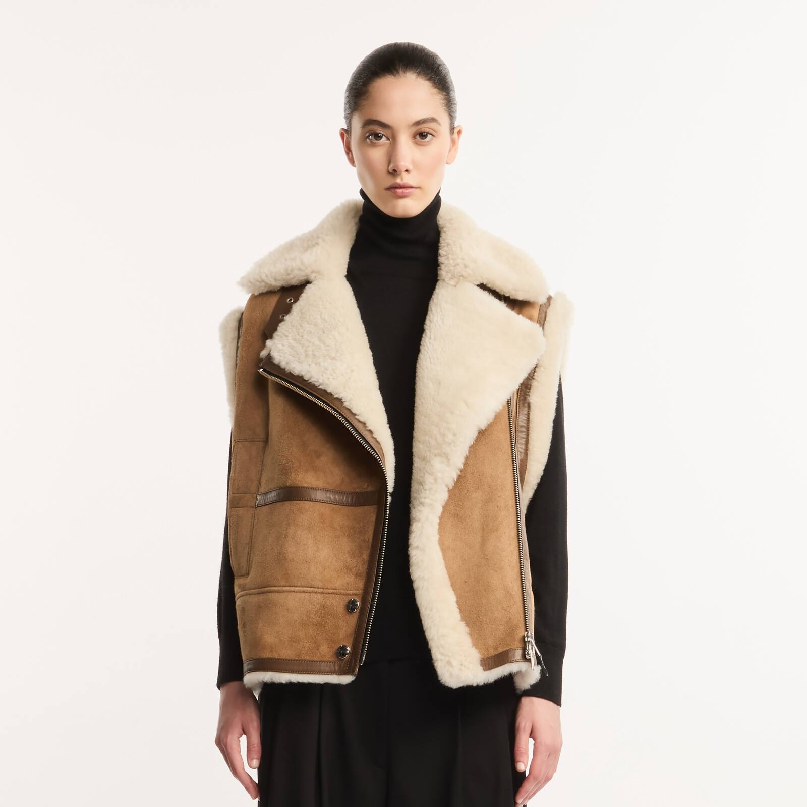 Sleeveless biker in shearling - 6