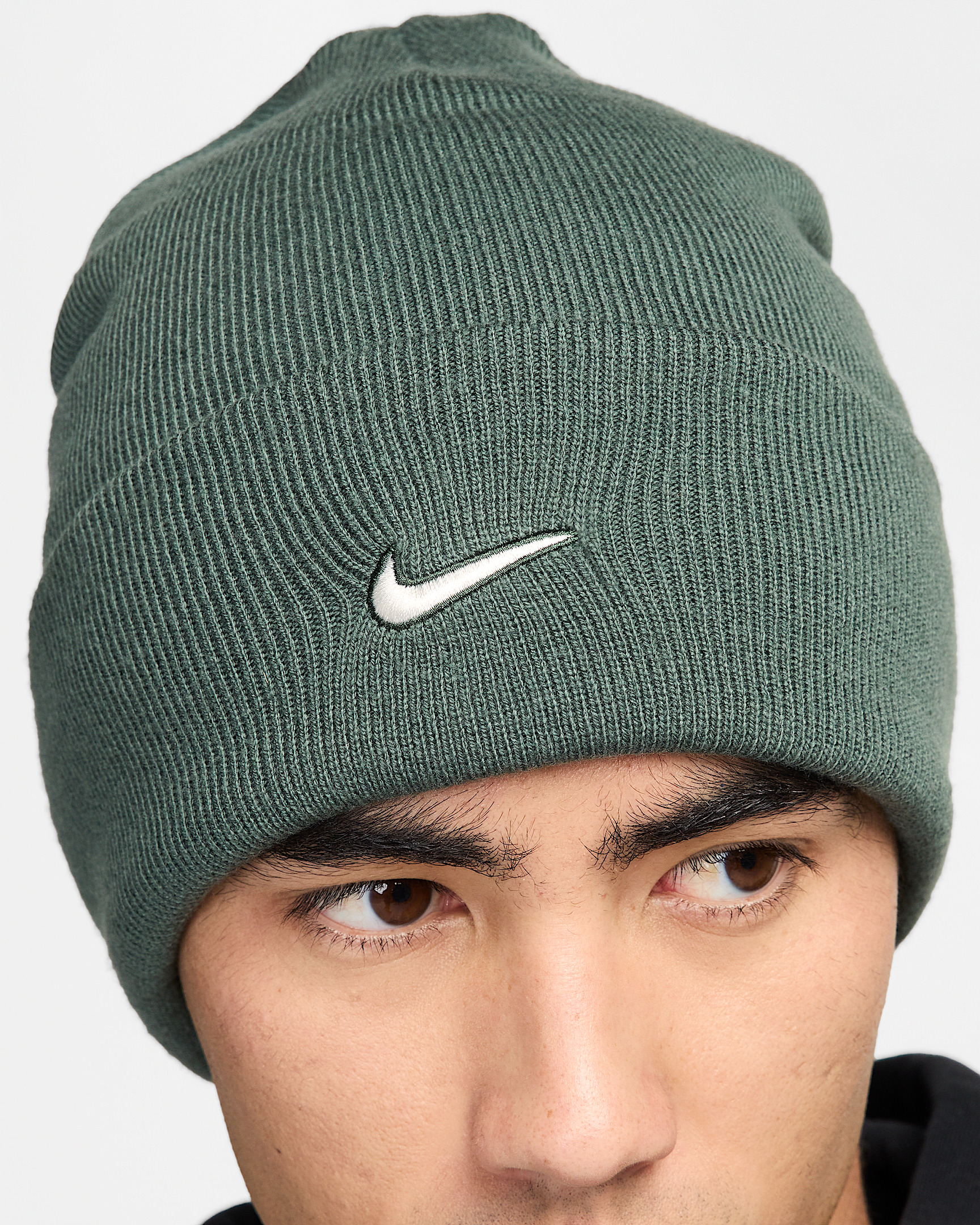 Nike Peak Swoosh Beanie - 4