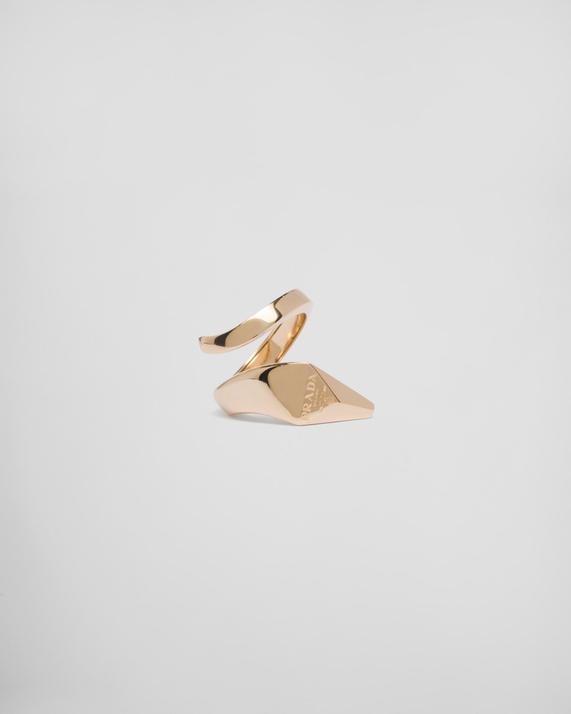 Eternal Gold snake ring in yellow gold 1