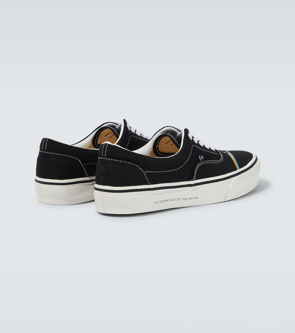 Low-top canvas sneakers - 6