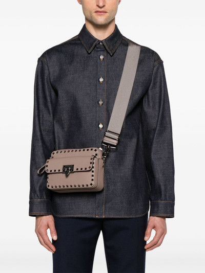Valentino Rockstud leather messenger bag outlook
