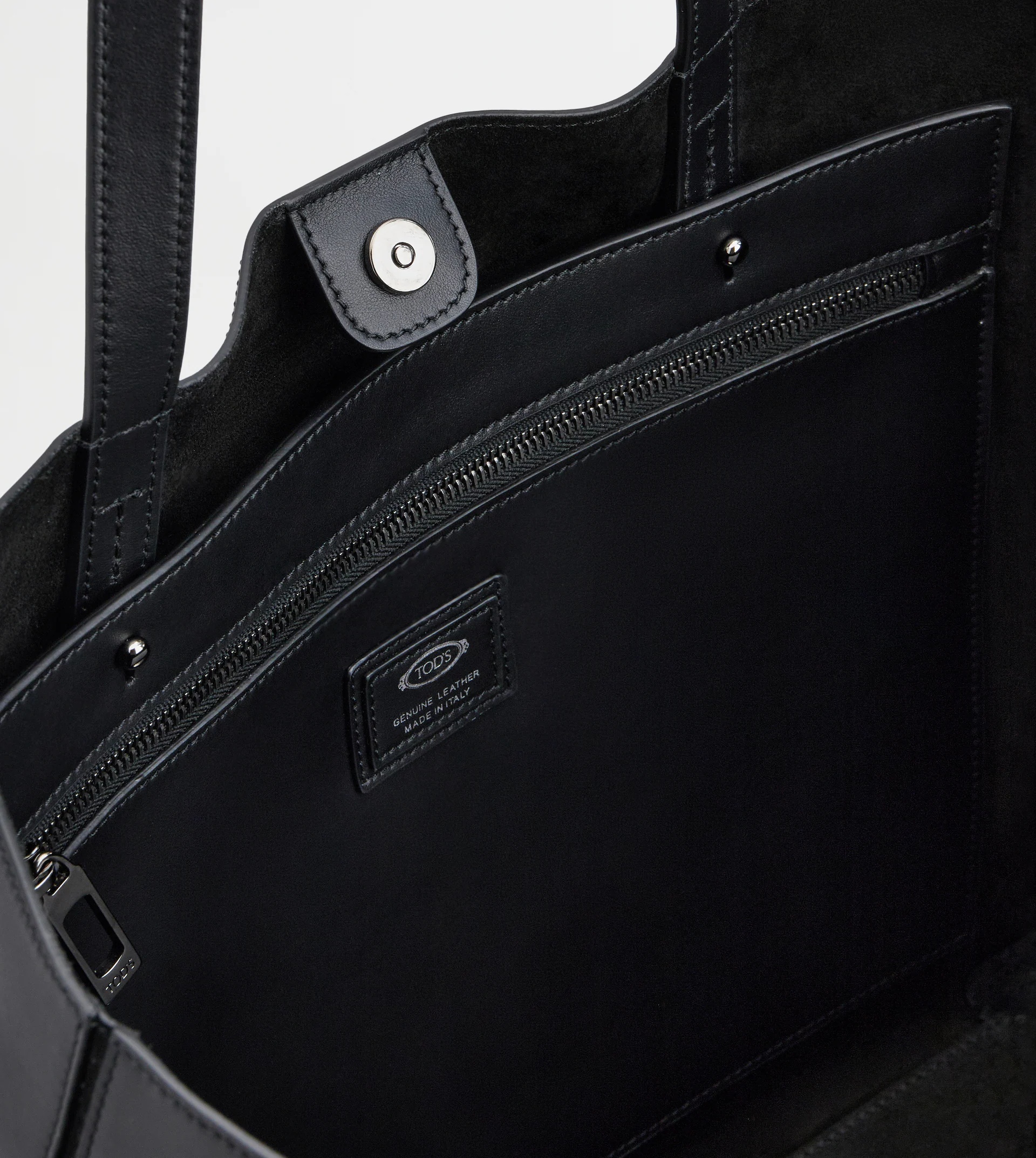 T TIMELESS SHOPPING BAG IN LEATHER MEDIUM - BLACK - 5