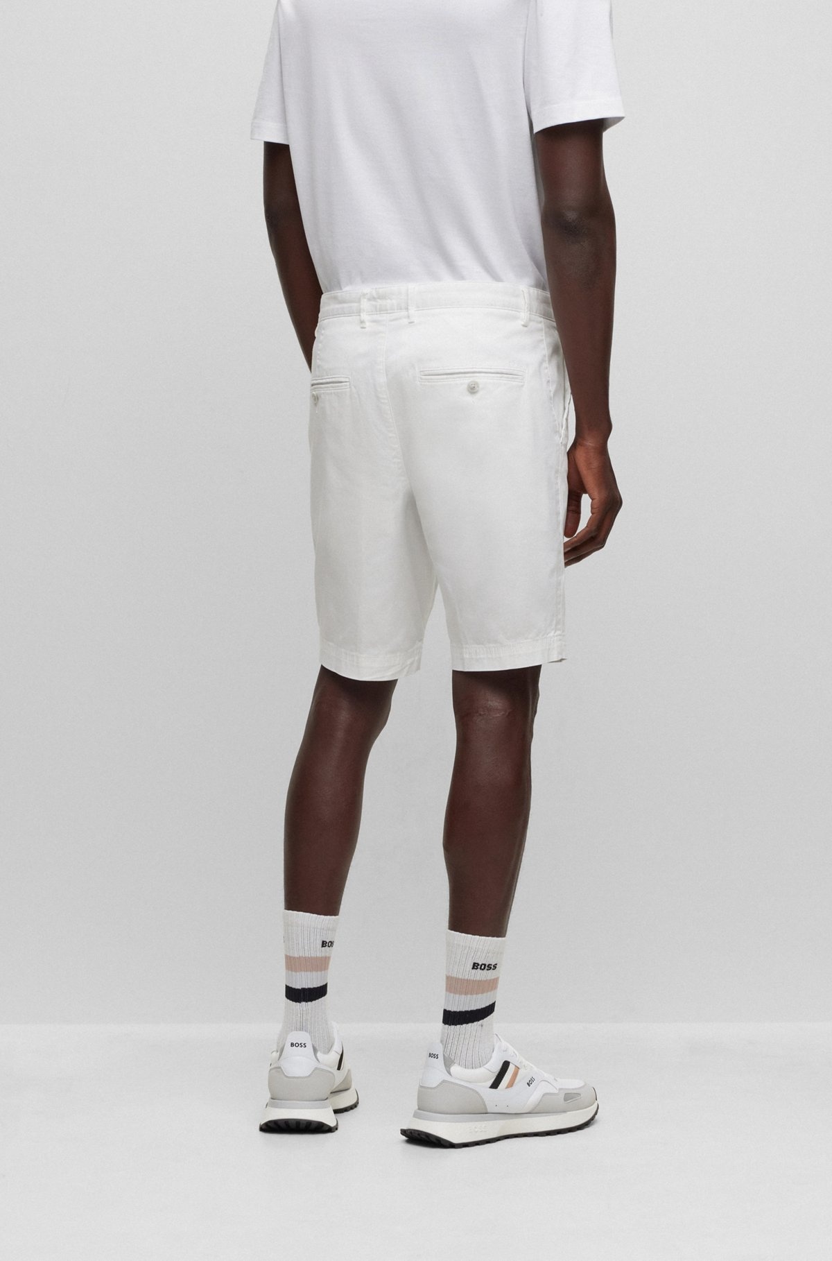 SLIM-FIT SHORTS IN STRETCH-COTTON GABARDINE - 4