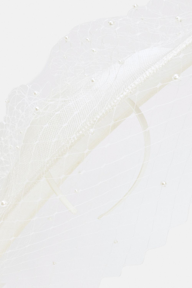 Pearl Detail Mesh Fascinator 3